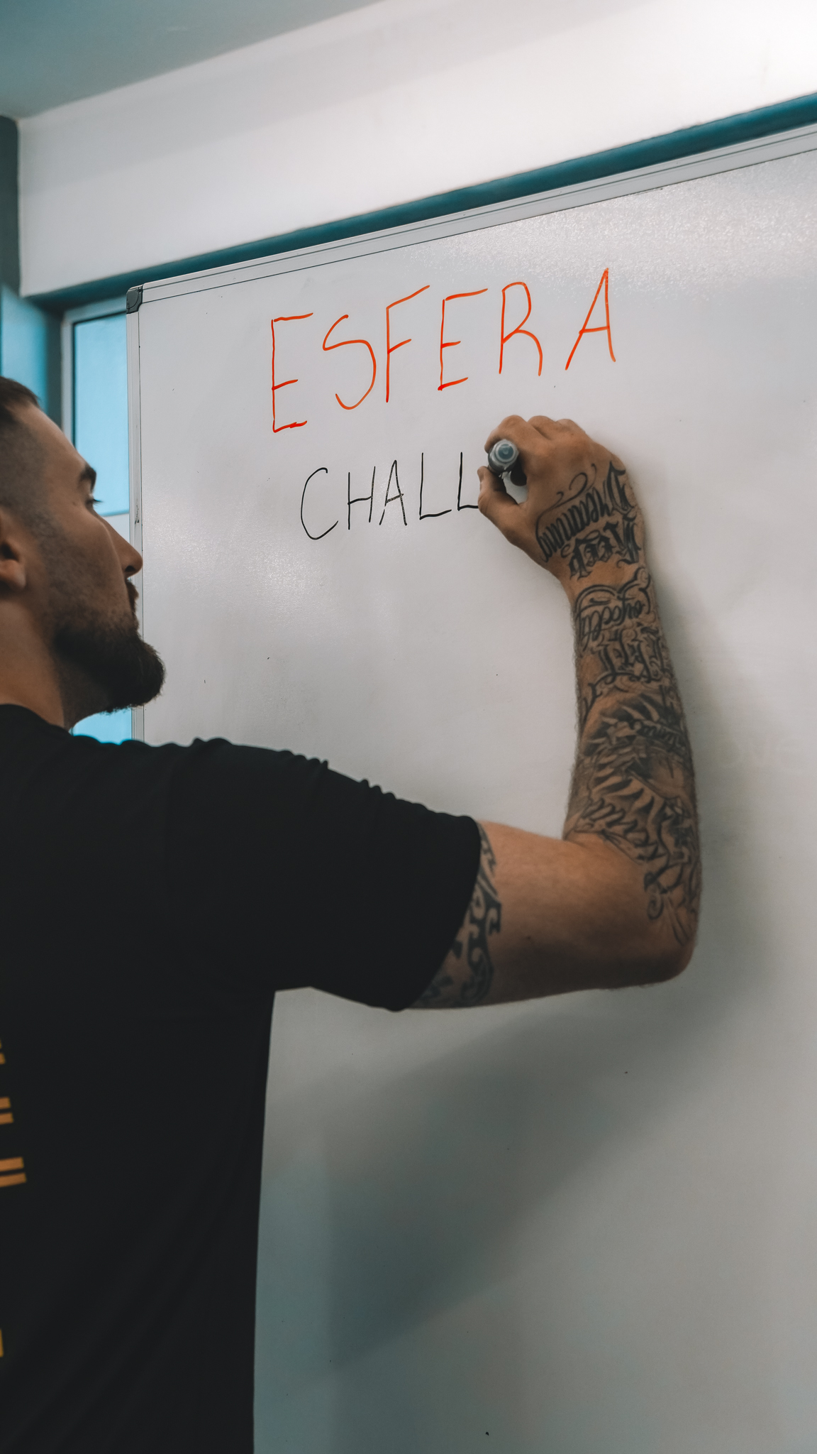 Coach planejando treino